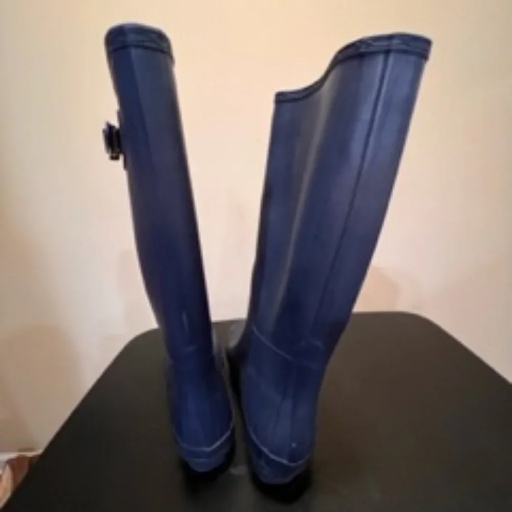 Hunter size 6 blue tall rain boots